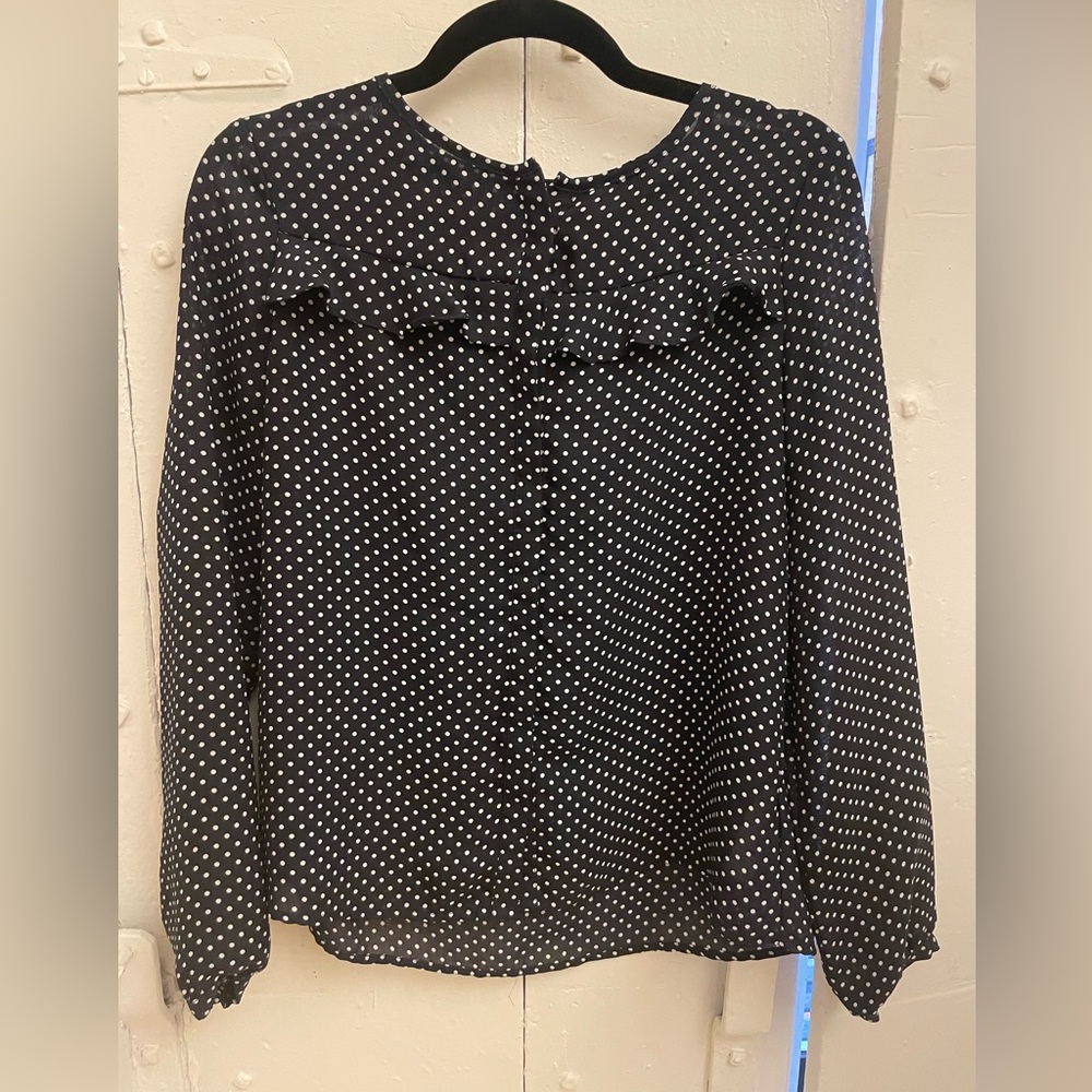 Polka dot button down top!